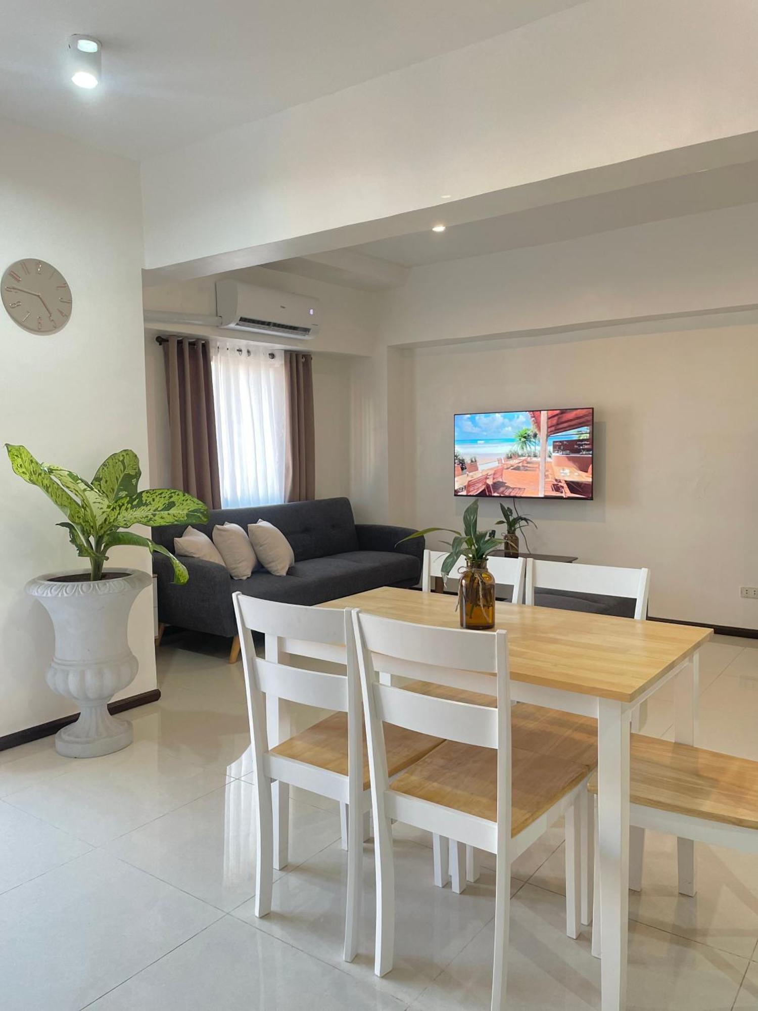 The Penthouse Suite Lapu-Lapu City Exterior foto